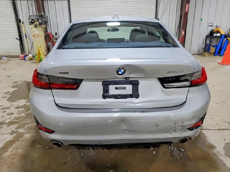 BMW 330XI 2019