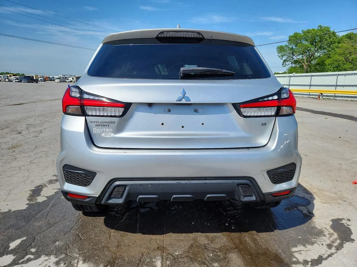 MITSUBISHI OUTLANDER SPORT ES 2022
