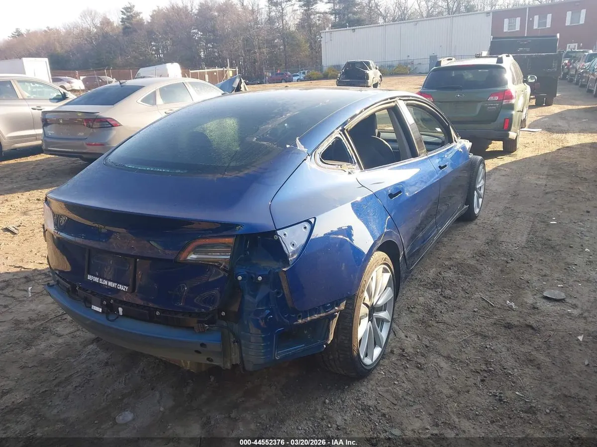 TESLA MODEL 3 2018