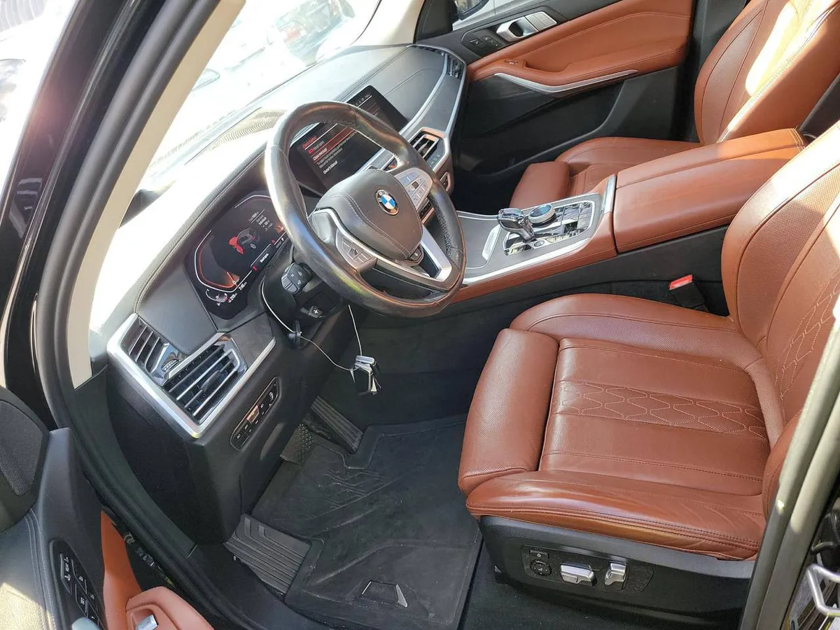 BMW X7 SPORTS ACTIVITY VEHICLE 2021