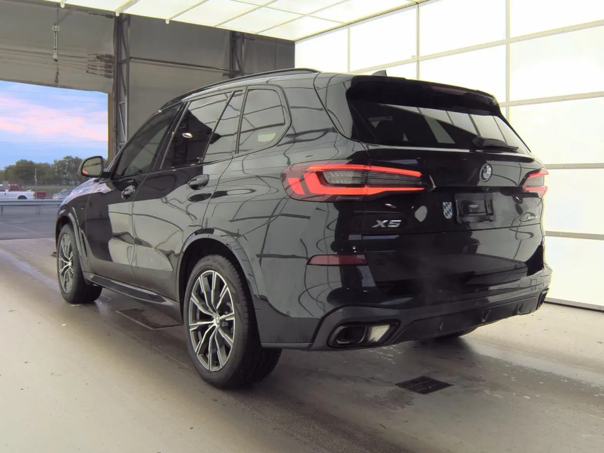 BMW X5 SPORTS ACTIVITY VEHICLE 2022