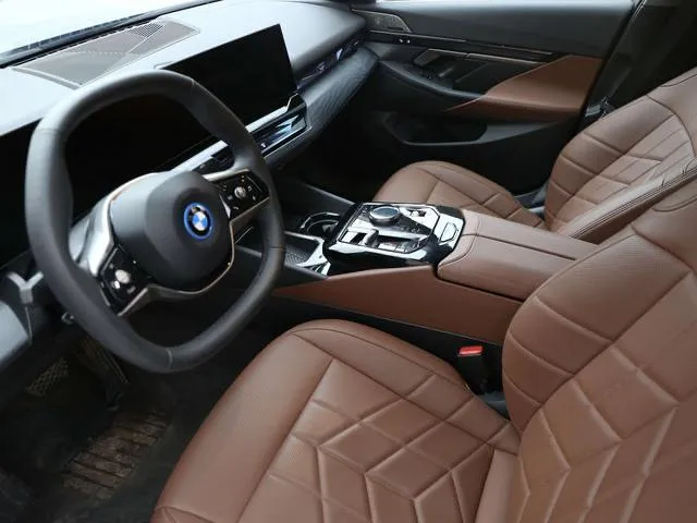 BMW I5 2024