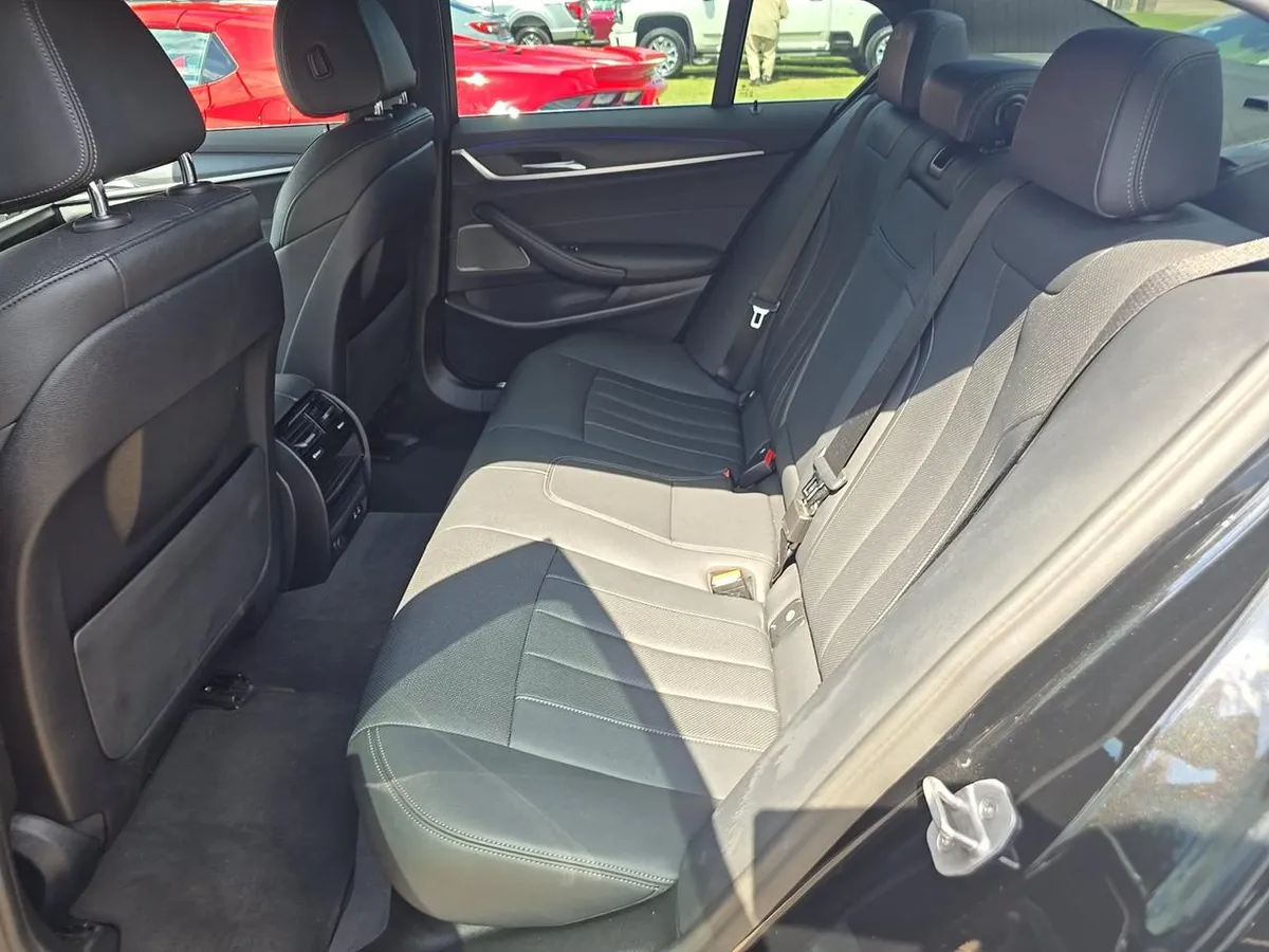 BMW 5 SERIES SEDAN 530I 2022