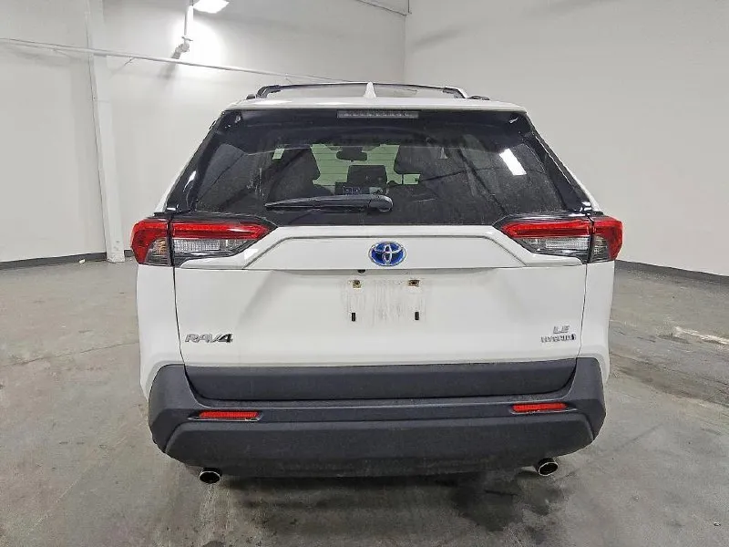 TOYOTA RAV4 LE 2022