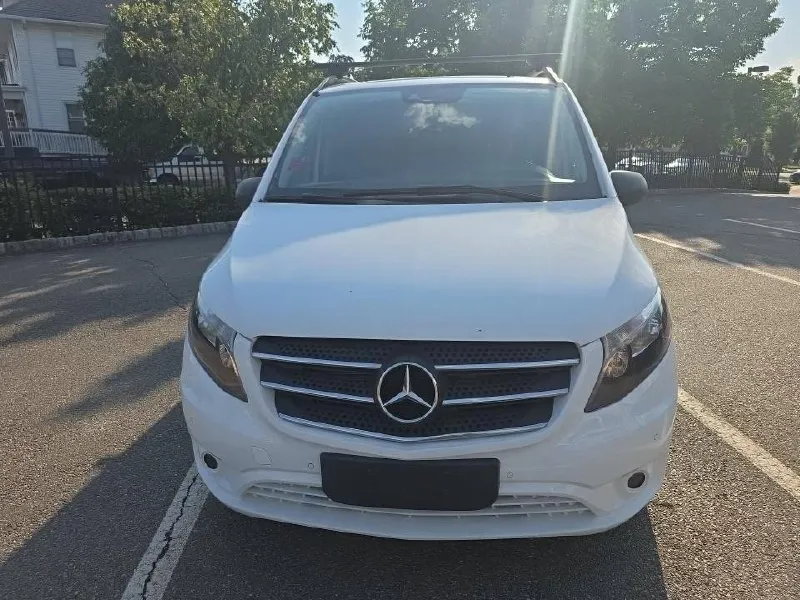 MERCEDES-BENZ METRIS PASSENGER 2019