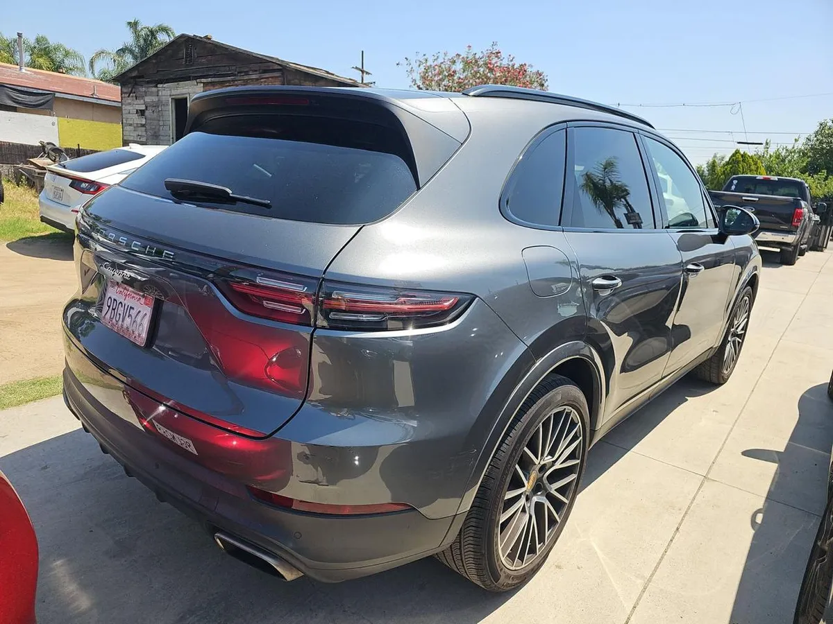 PORSCHE CAYENNE 2022