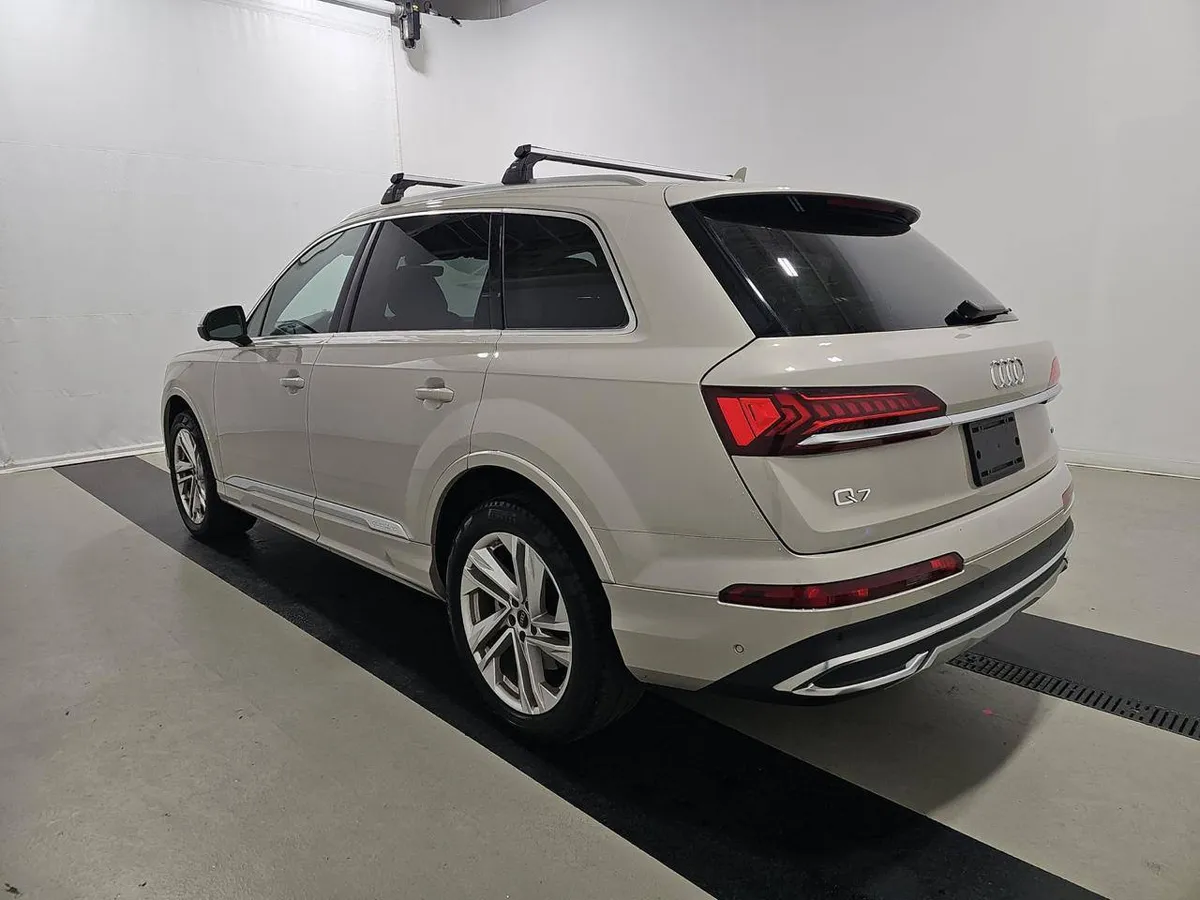 AUDI Q7 PREMIUM 2023