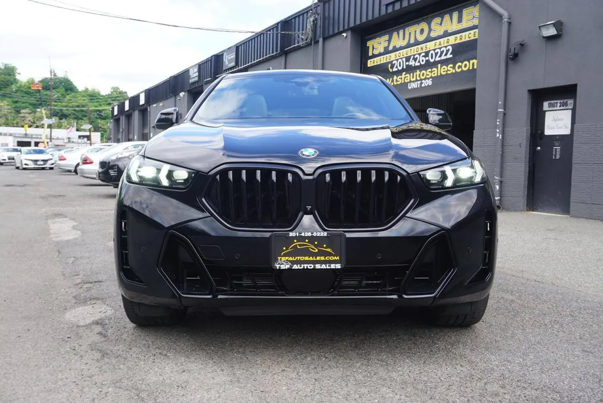 BMW X6 SPORTS ACTIVITY COUPE 2024