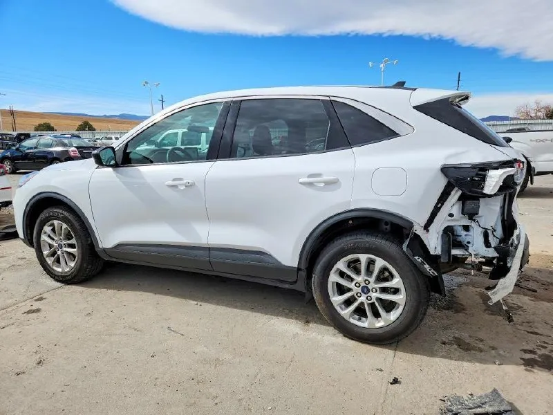 FORD ESCAPE SE 2022