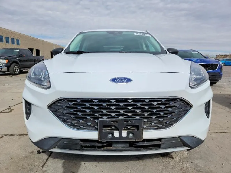 FORD ESCAPE SE 2022