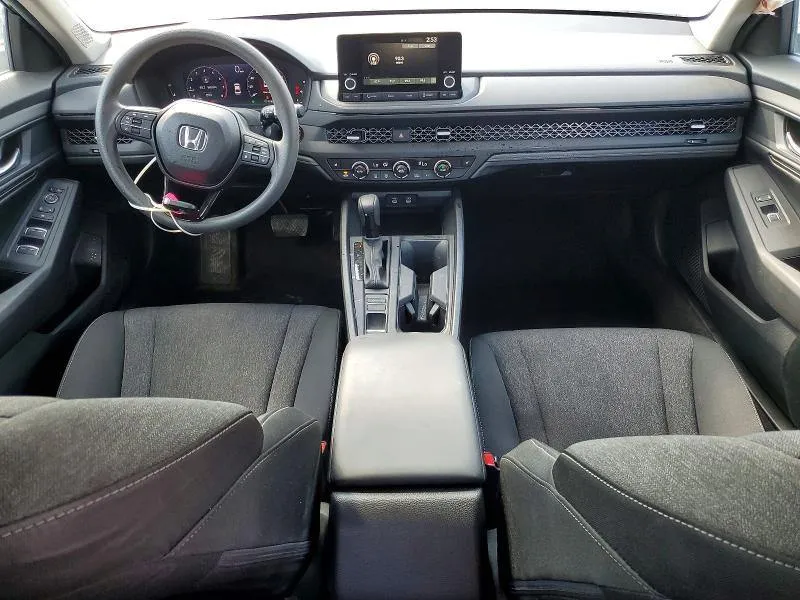 HONDA ACCORD EX 2024