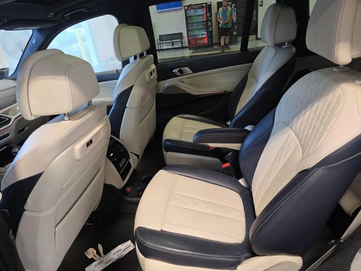 BMW X7 SPORTS ACTIVITY VEHICLE 2021