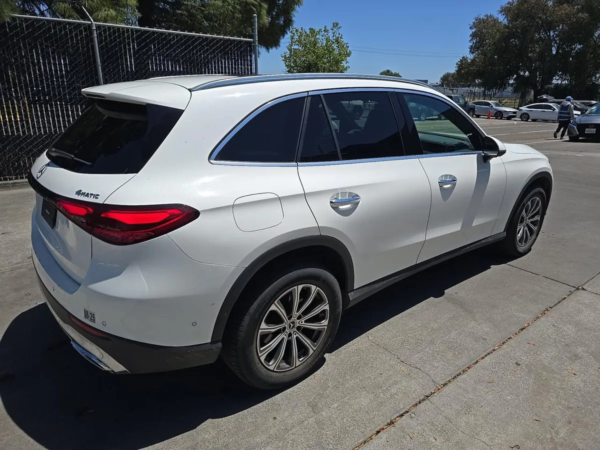 MERCEDES-BENZ GLC 300 4MATIC 2024