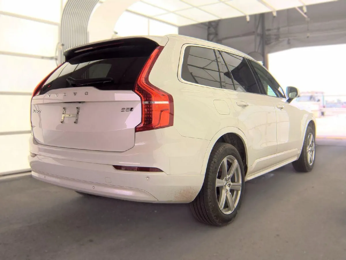 VOLVO XC90 B5 CORE 7-PASSENGER 2023