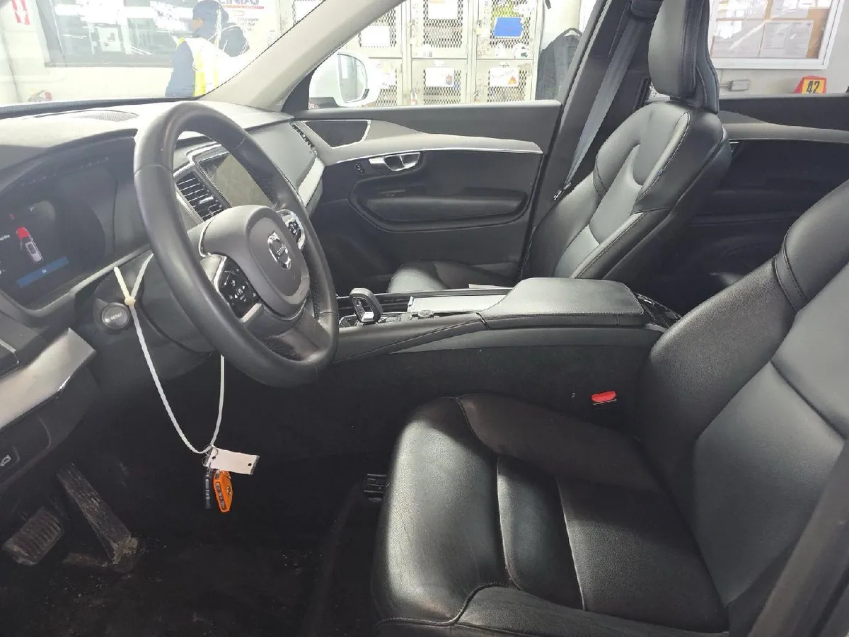 VOLVO XC90 B5 CORE 7-PASSENGER 2023