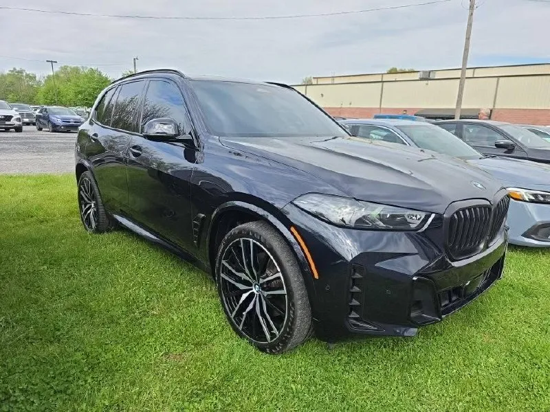 BMW X5 SPORTS ACTIVITY VEHICLE 2024