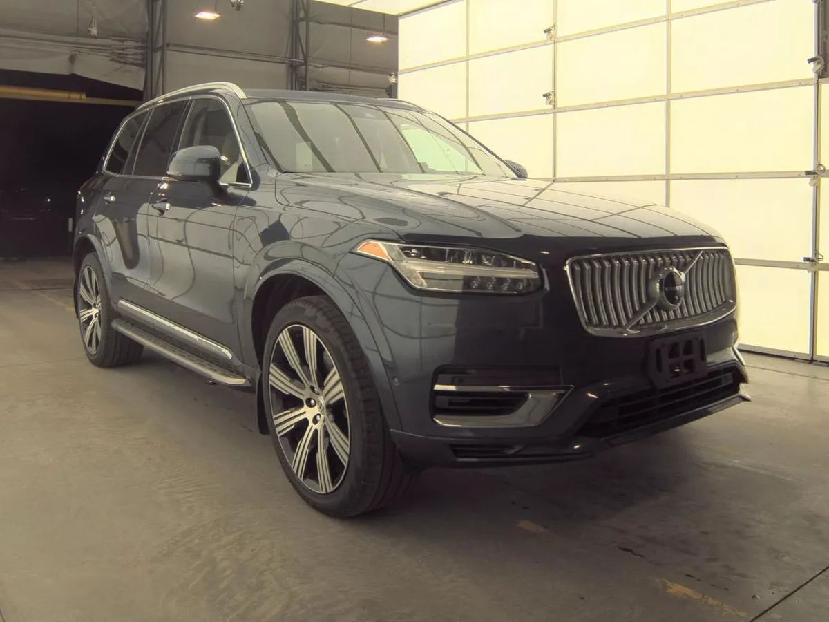 VOLVO XC90 RECHARGE PLUG-IN HYBRID 2022