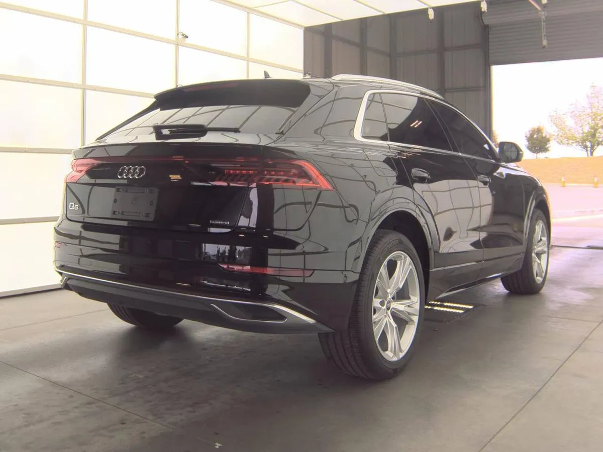 AUDI Q8 PREMIUM 2023