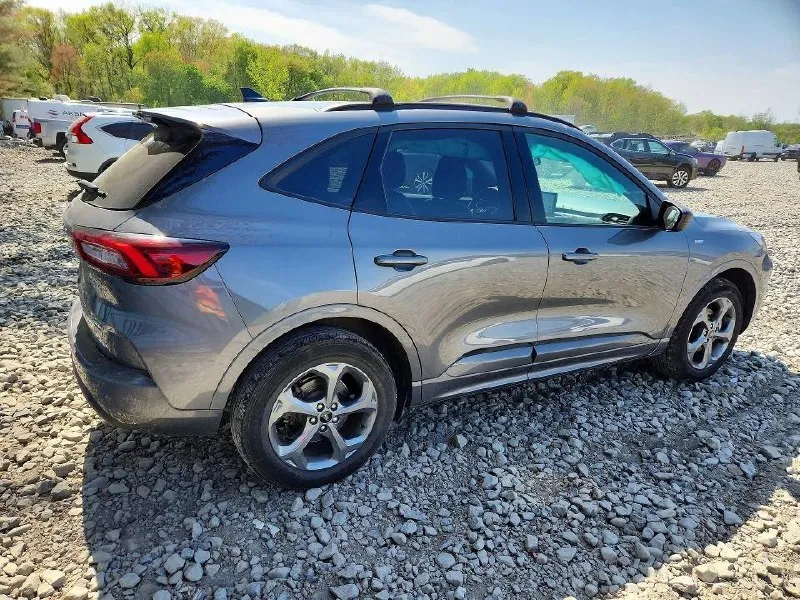 FORD ESCAPE ST LINE 2023