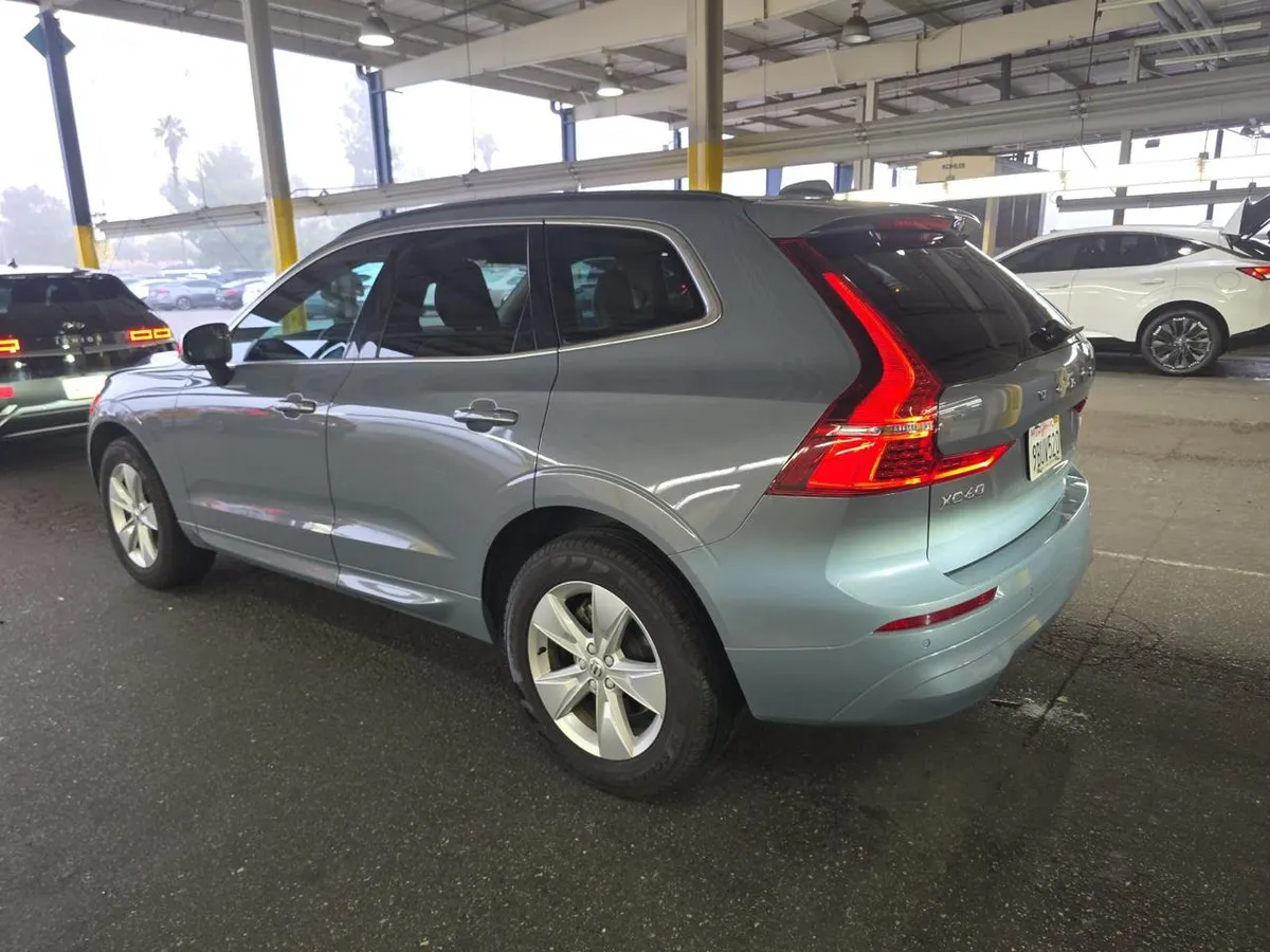 VOLVO XC60 B5 MOMENTUM 2022