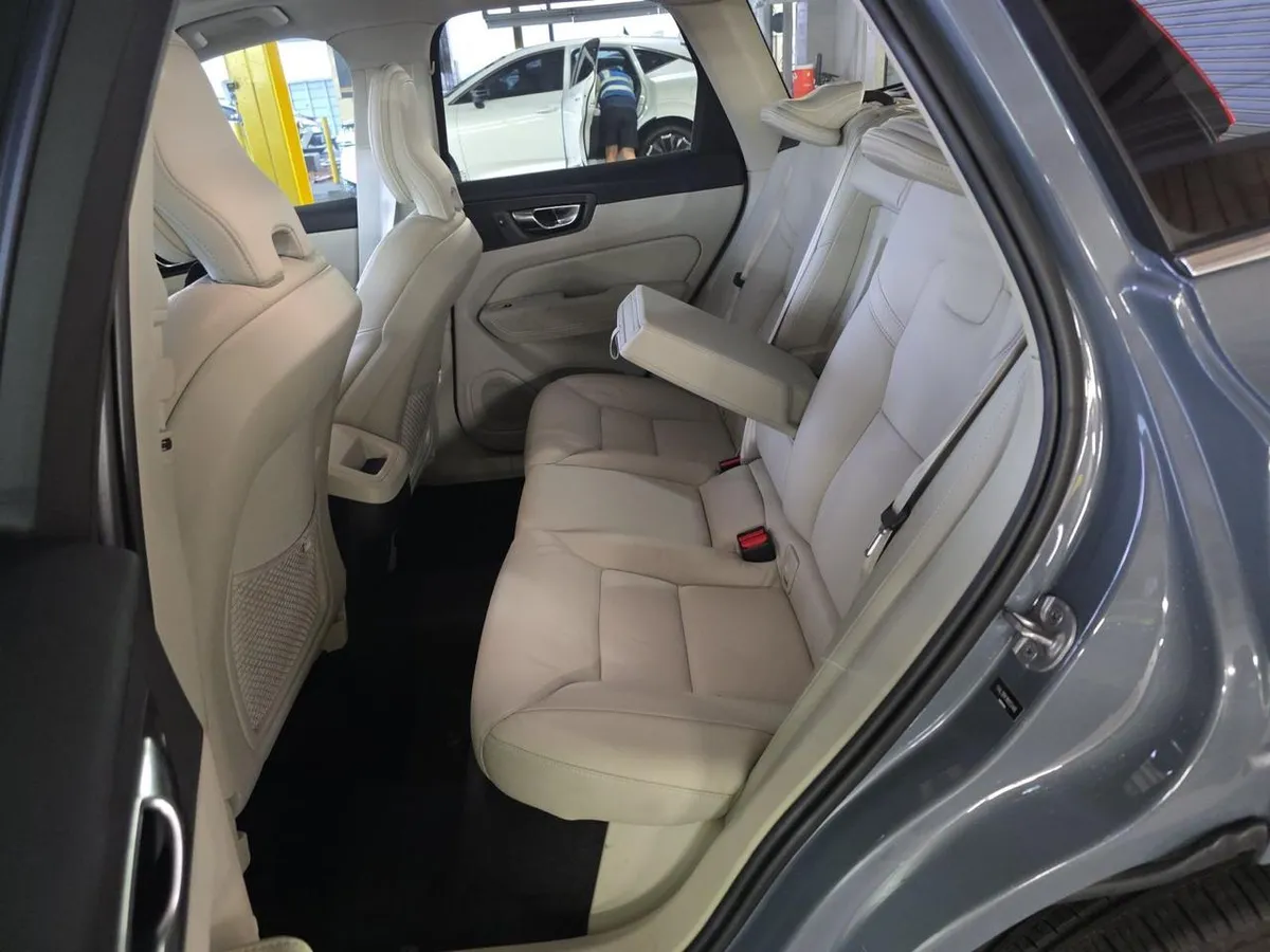 VOLVO XC60 B5 MOMENTUM 2022