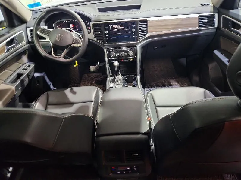 VOLKSWAGEN ATLAS SEL 2022