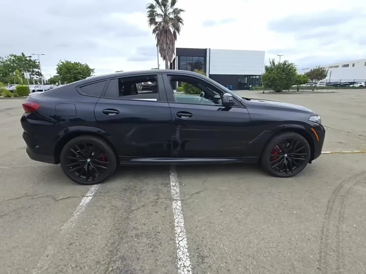 BMW X6 SPORTS ACTIVITY COUPE 2023