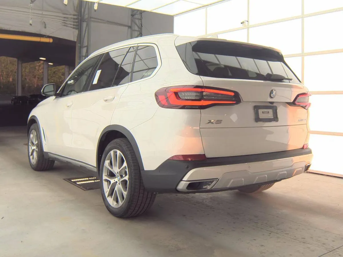 BMW X5 SPORTS ACTIVITY VEHICLE 2022