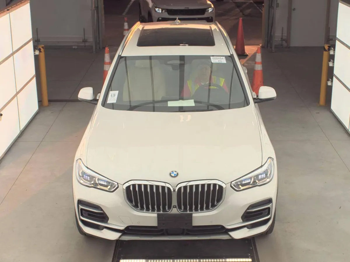 BMW X5 SPORTS ACTIVITY VEHICLE 2022