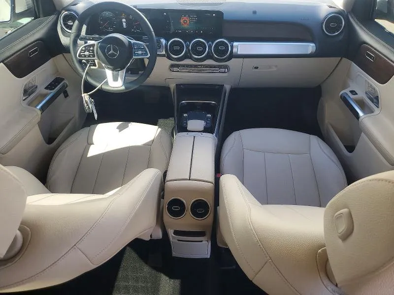 MERCEDES-BENZ GLB 250 2022