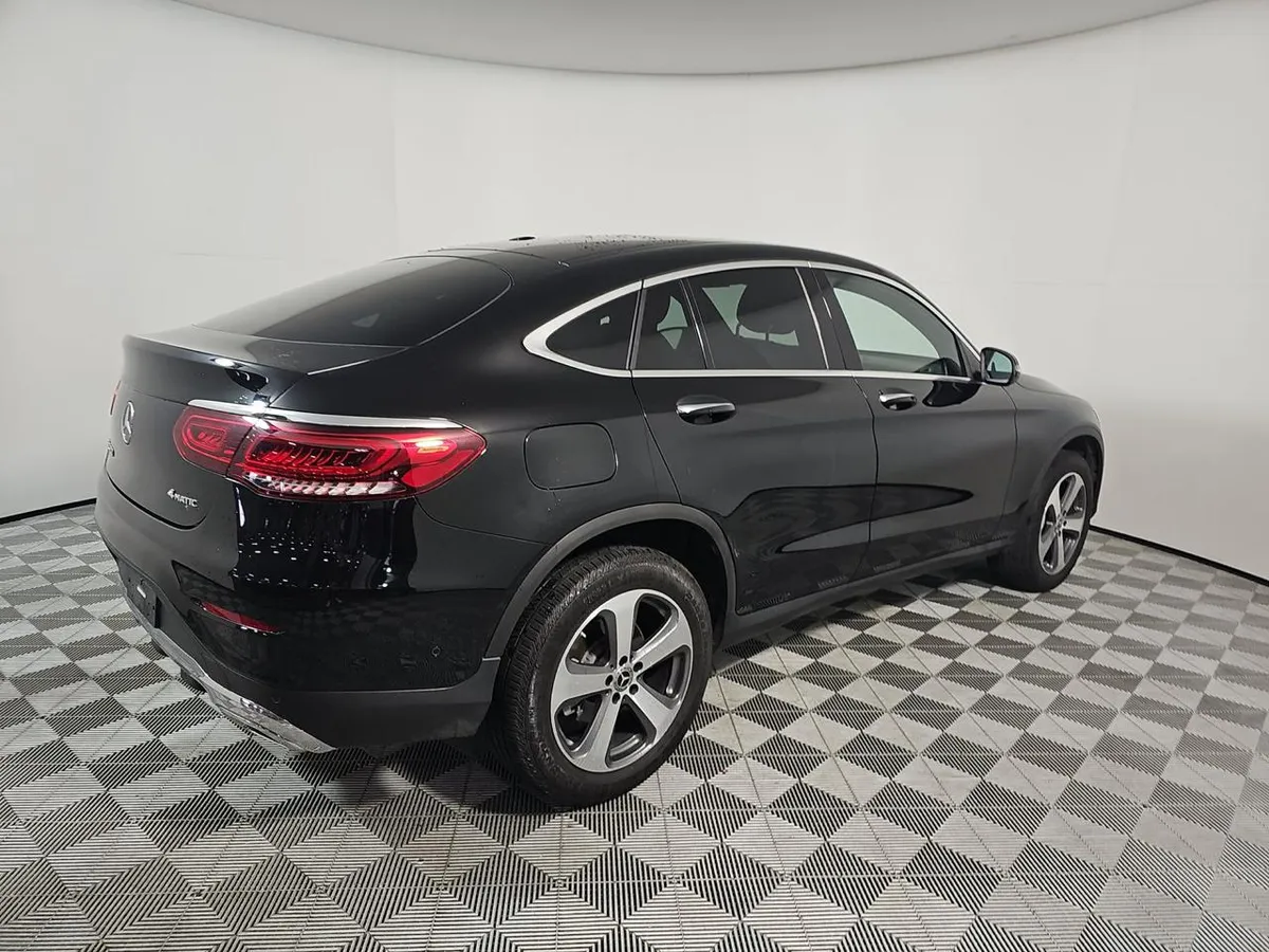 MERCEDES-BENZ GLC 300 4MATIC 2023