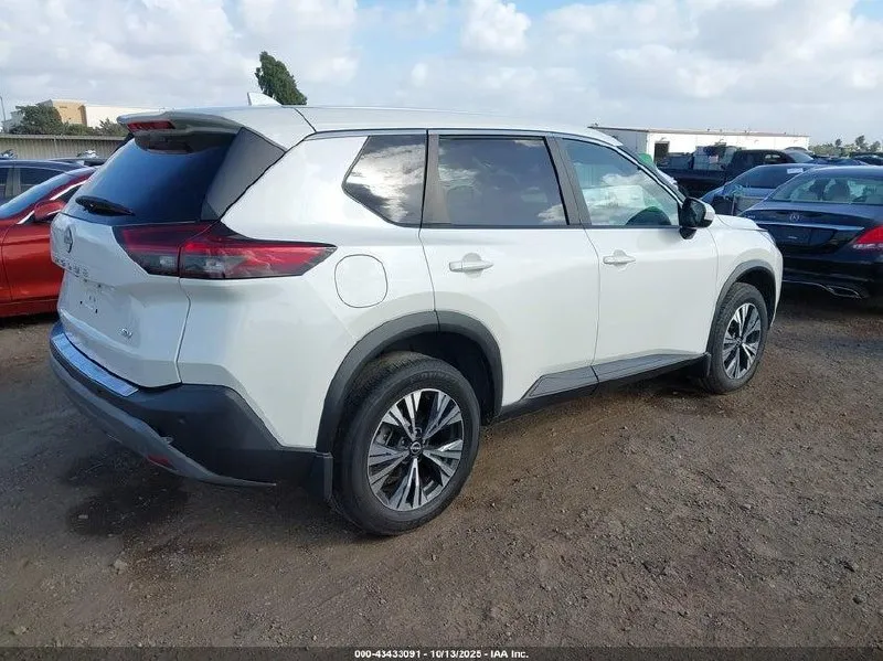 NISSAN ROGUE SV FWD 2022