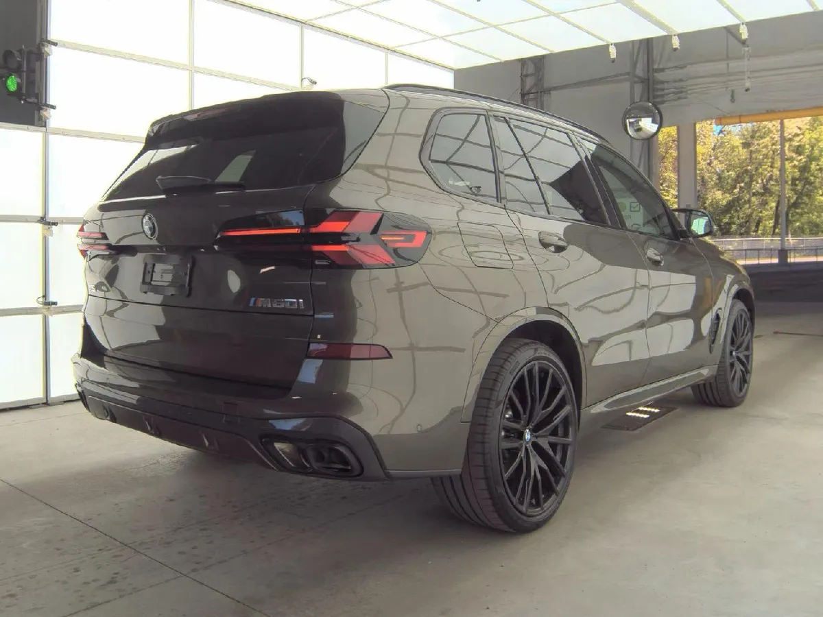 BMW X5 M60I XDRIVE 2024