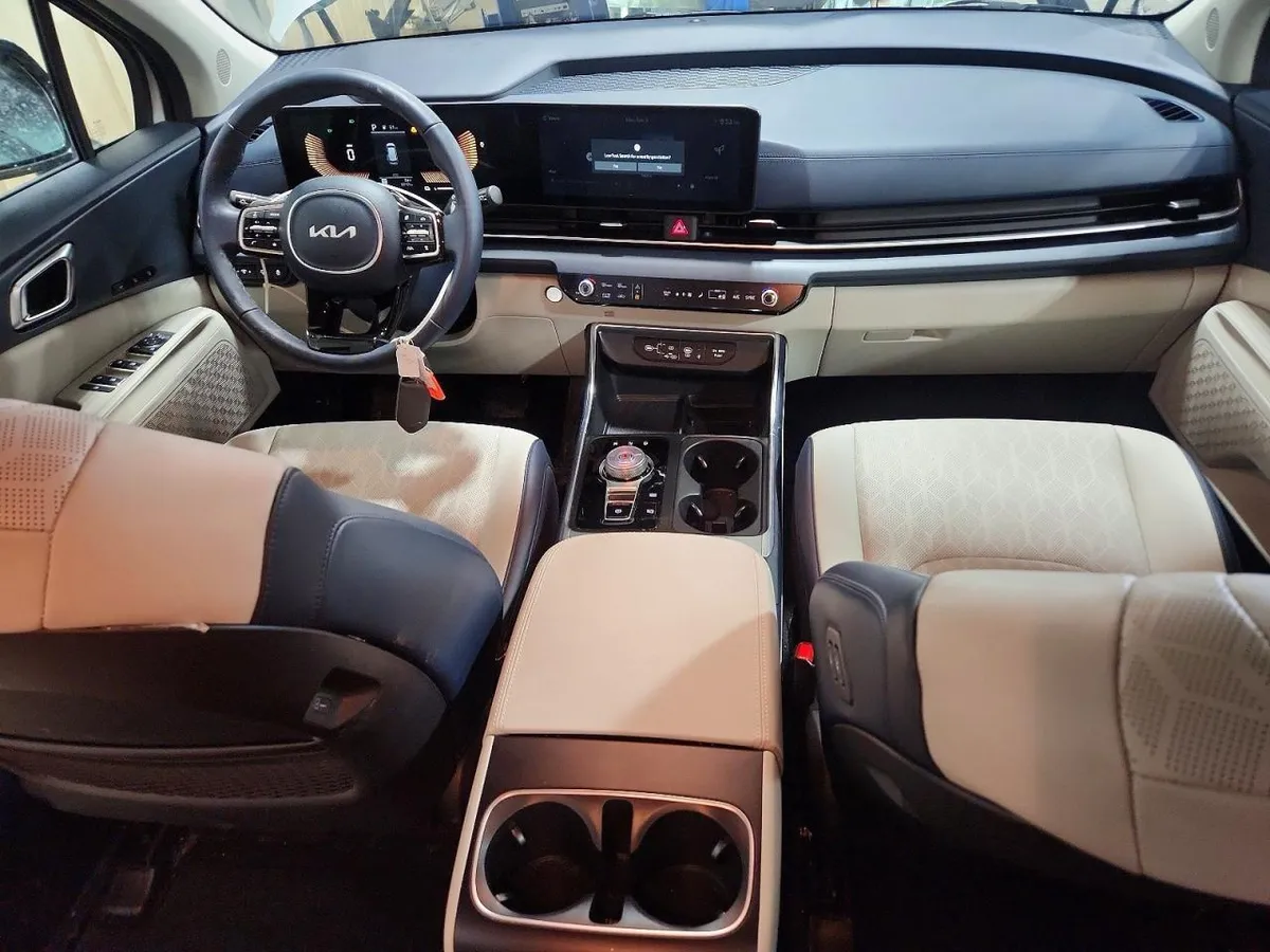 KIA CARNIVAL EX 2025