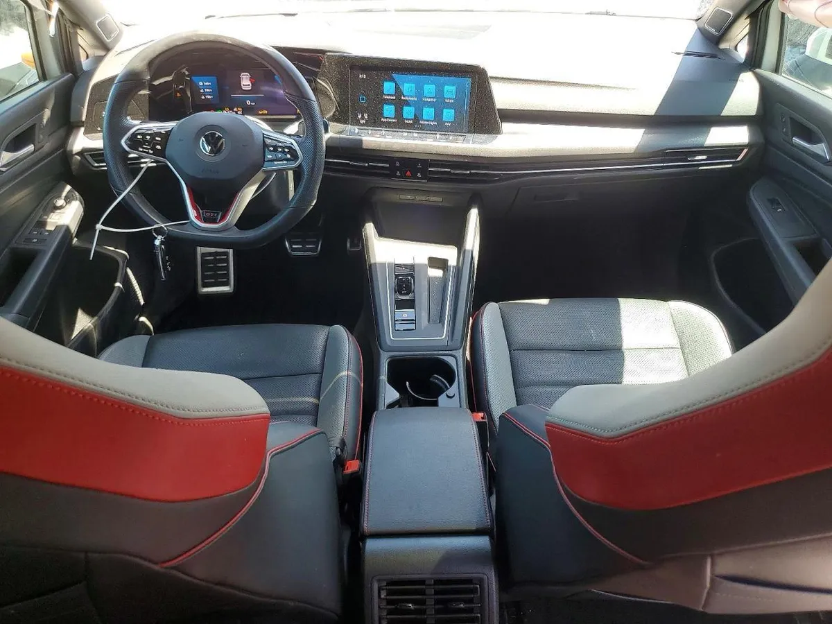 VOLKSWAGEN GOLF AUTOBAHN 2022
