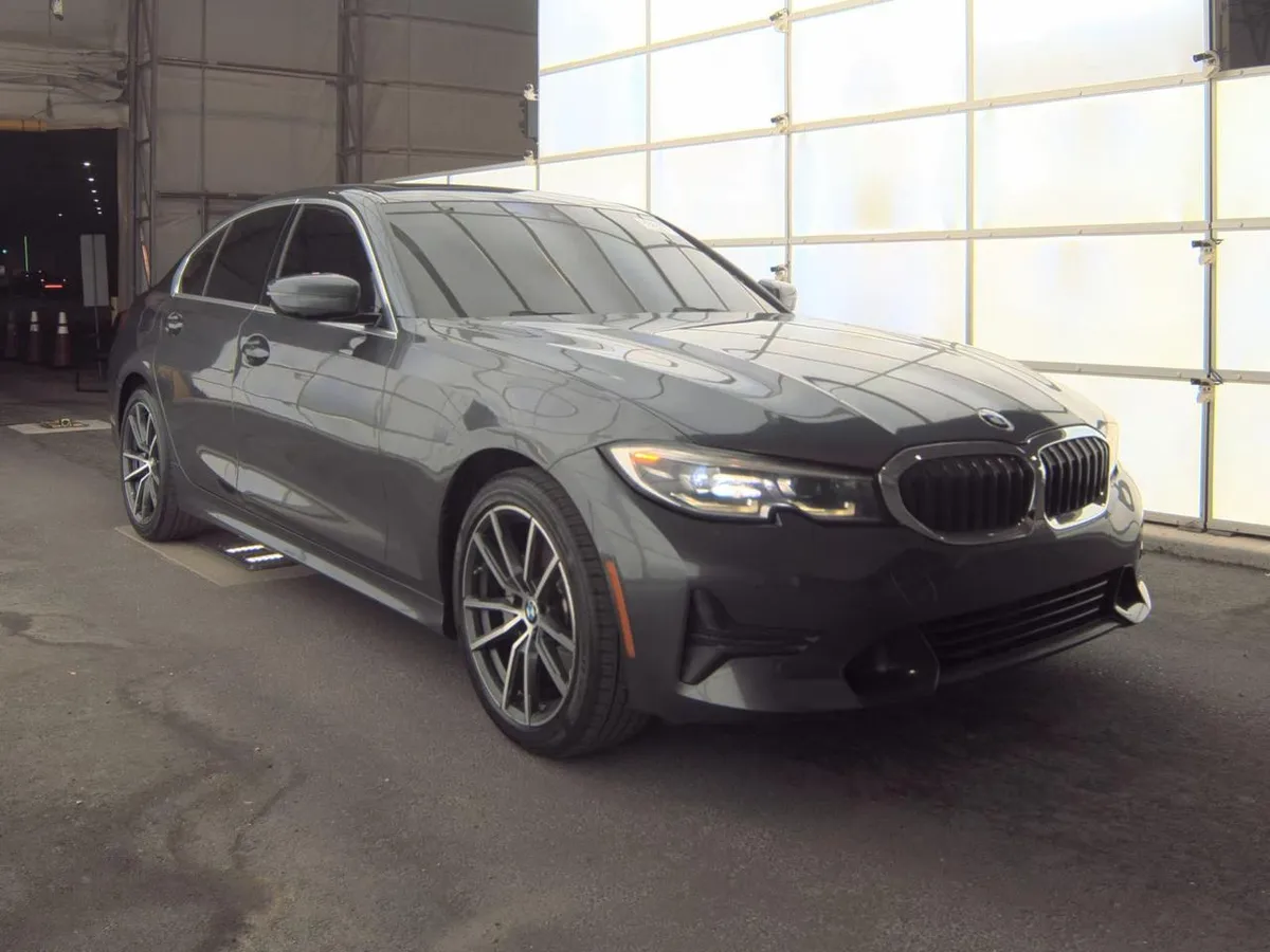 BMW 3 SERIES SEDAN 330I 2022