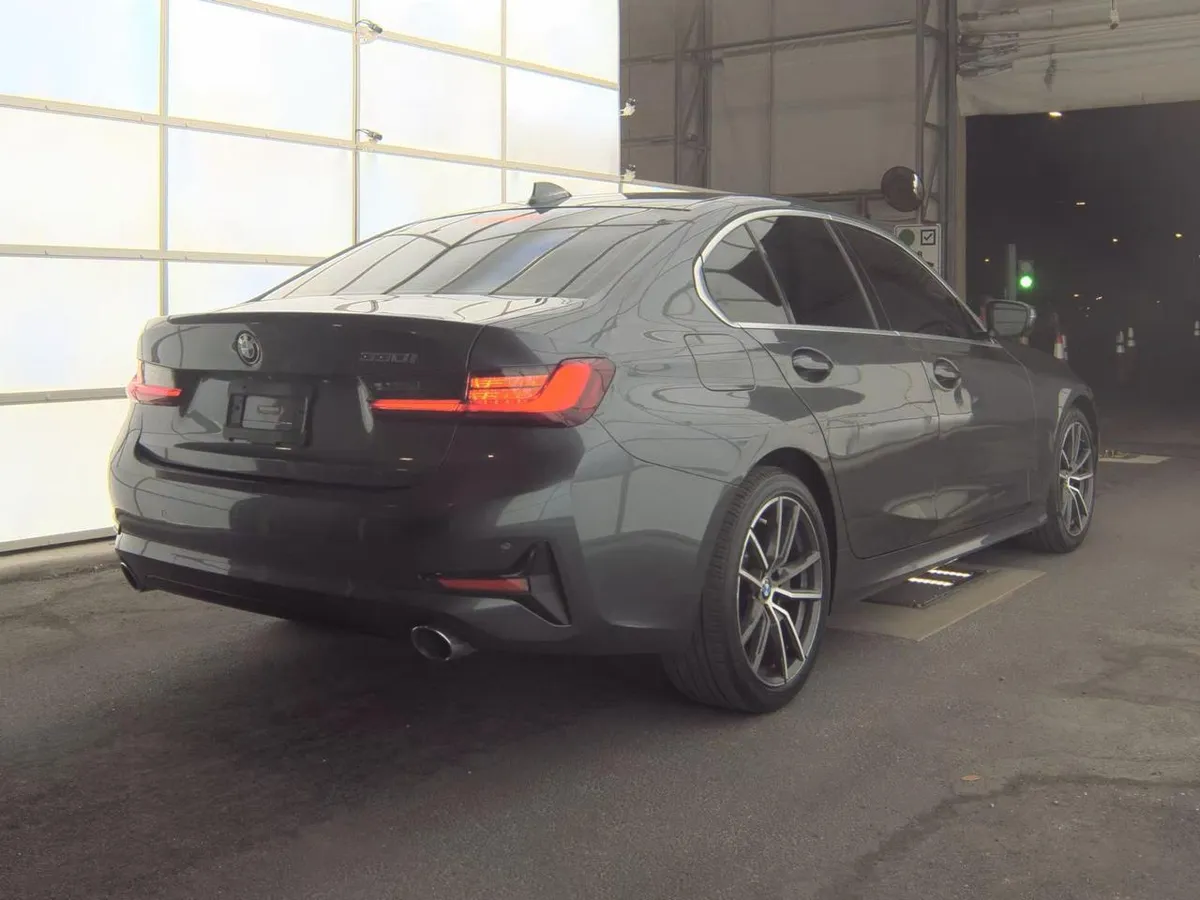BMW 3 SERIES SEDAN 330I 2022