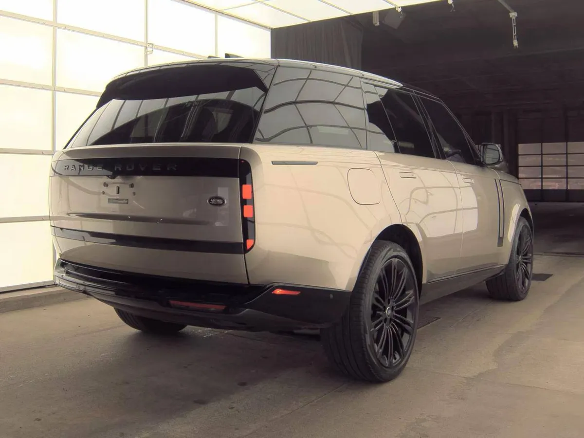 LAND ROVER ROVER RANGE ROVER SE 2023