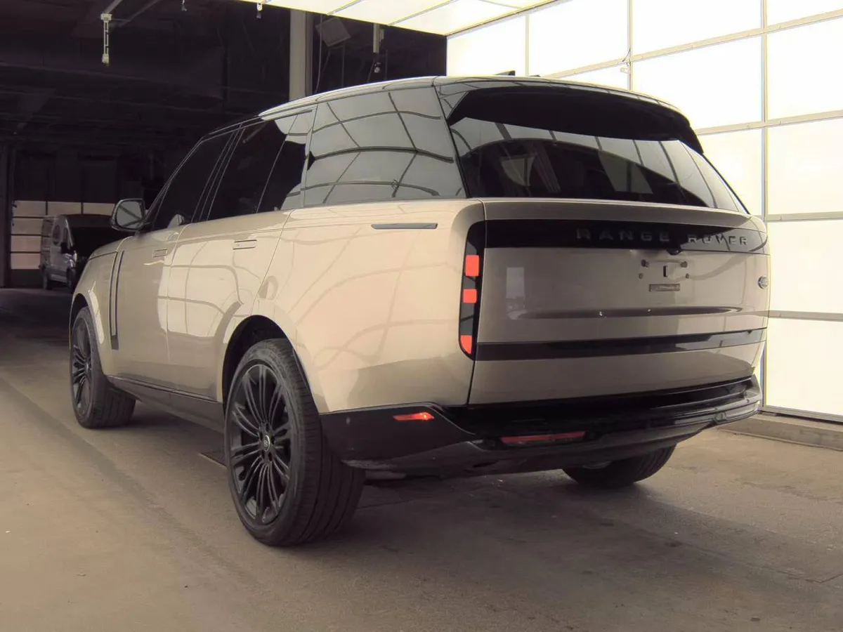 LAND ROVER ROVER RANGE ROVER SE 2023