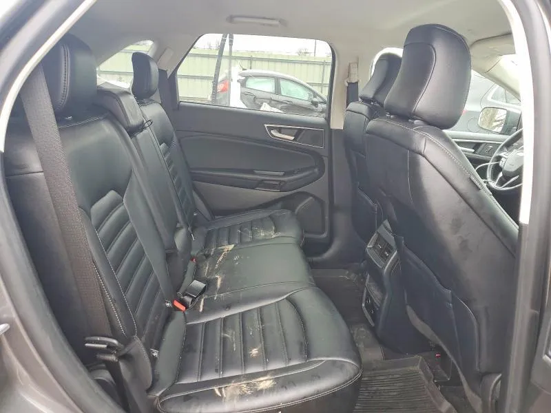 FORD EDGE SEL 2022