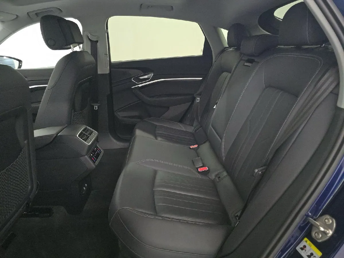 AUDI E-TRON PREMIUM 2022