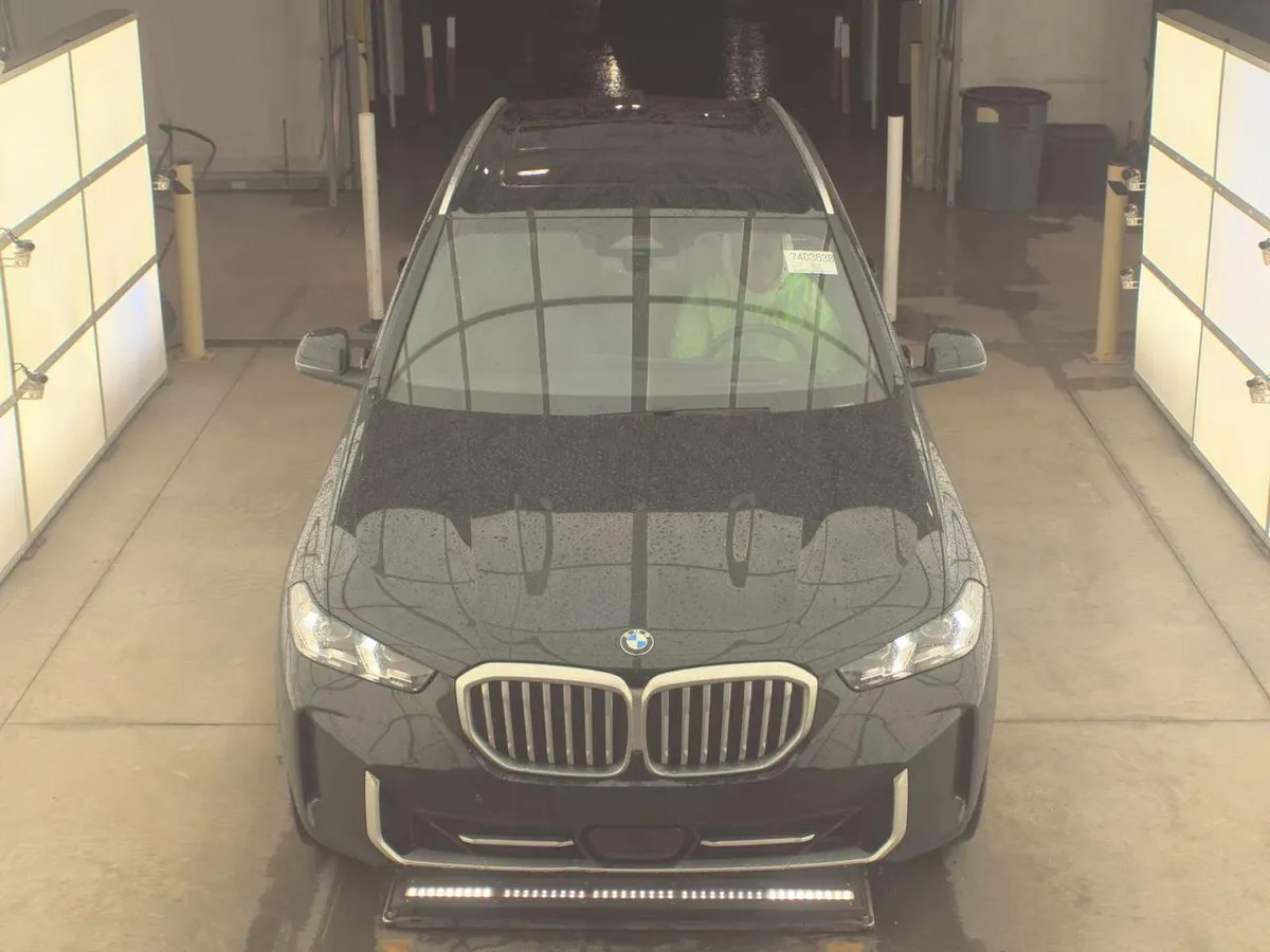 BMW X5 SPORTS ACTIVITY VEHICLE 2023