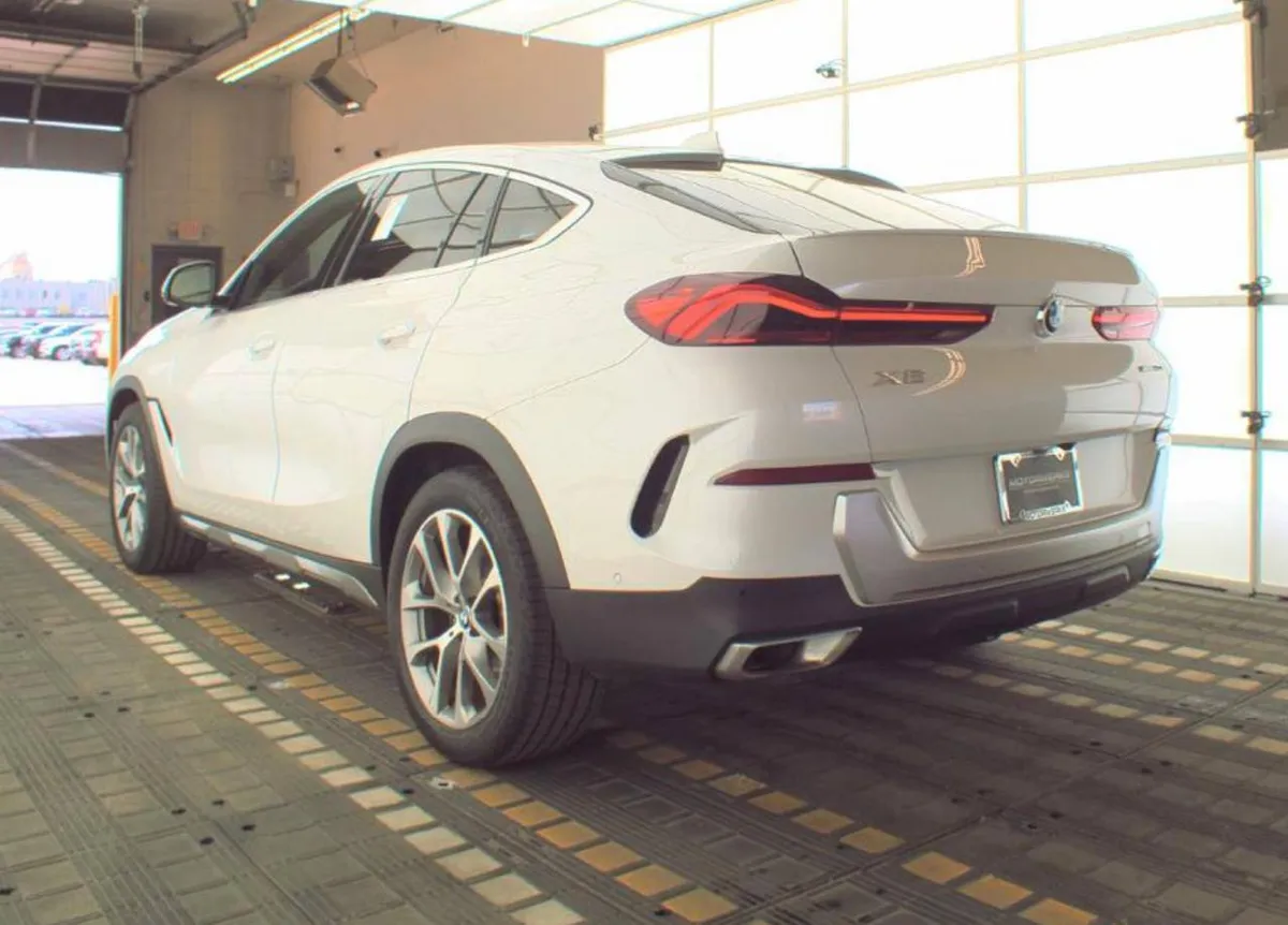 BMW X6 SPORTS ACTIVITY COUPE 2023