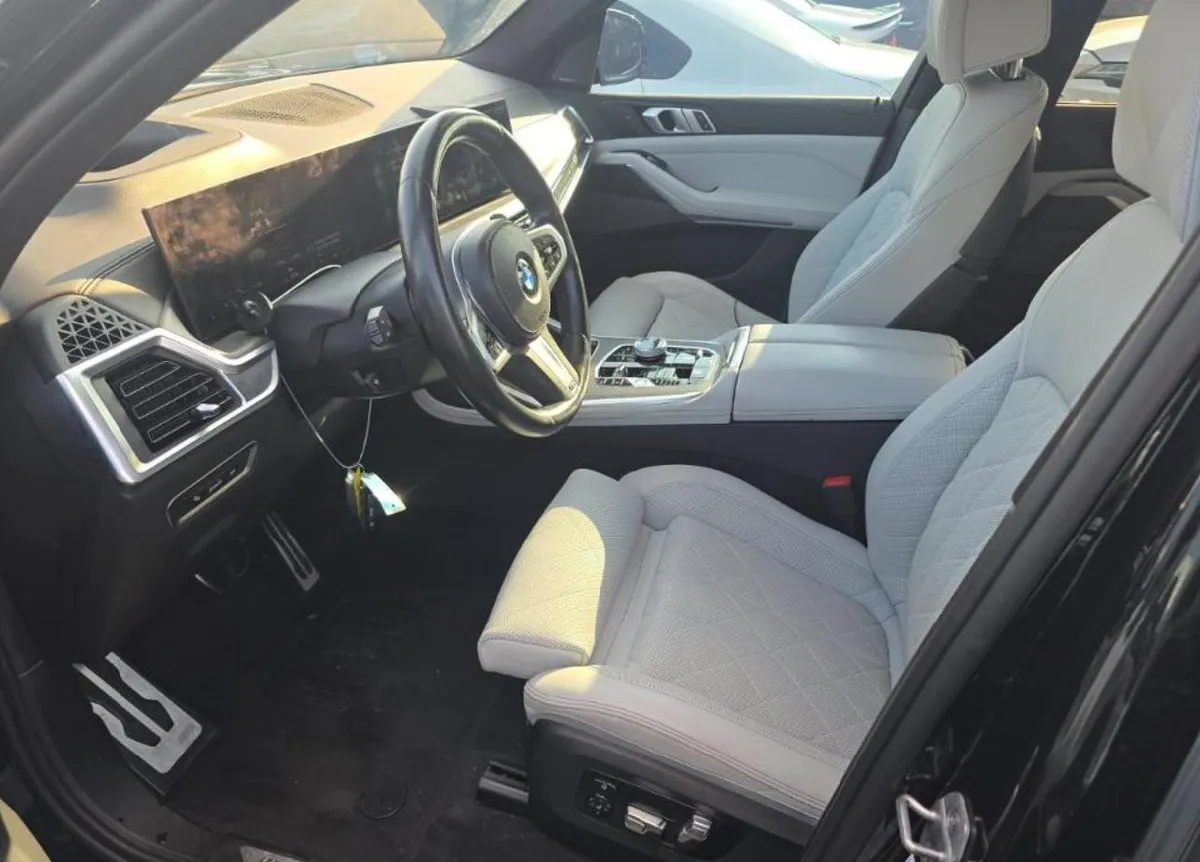 BMW X7 XDRIVE40I M SPORT 2024