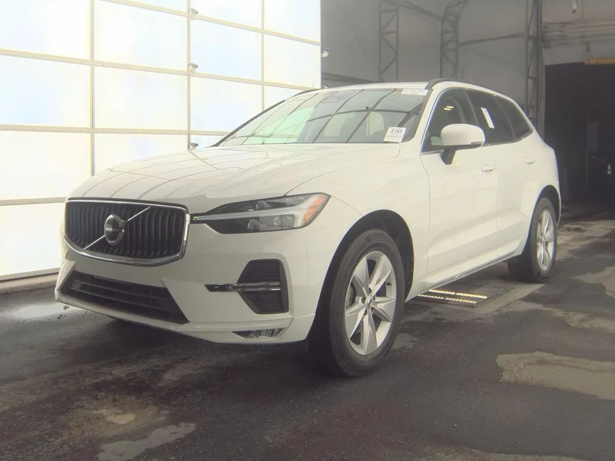 VOLVO XC60 B5 MOMENTUM 2022