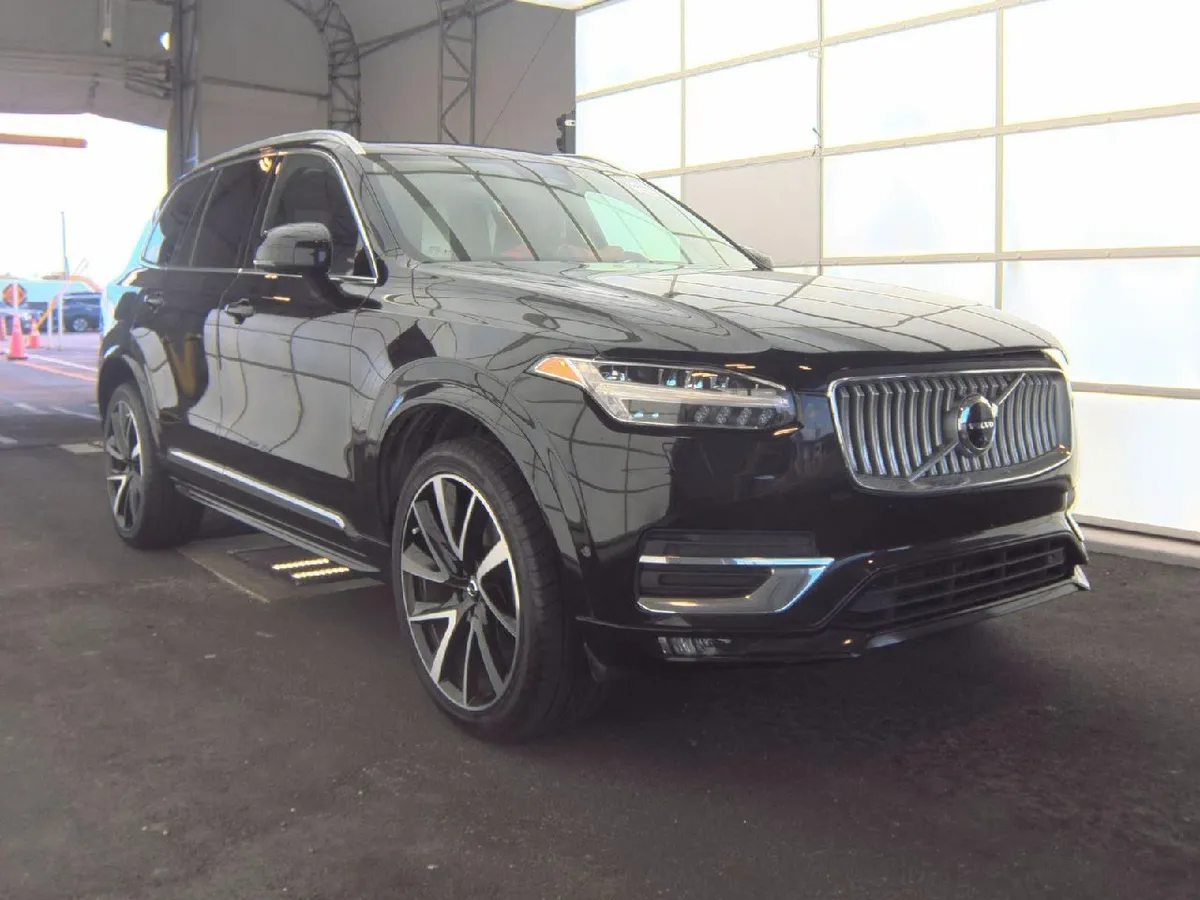 VOLVO XC90 B6 PLUS 7-PASSENGER 2023