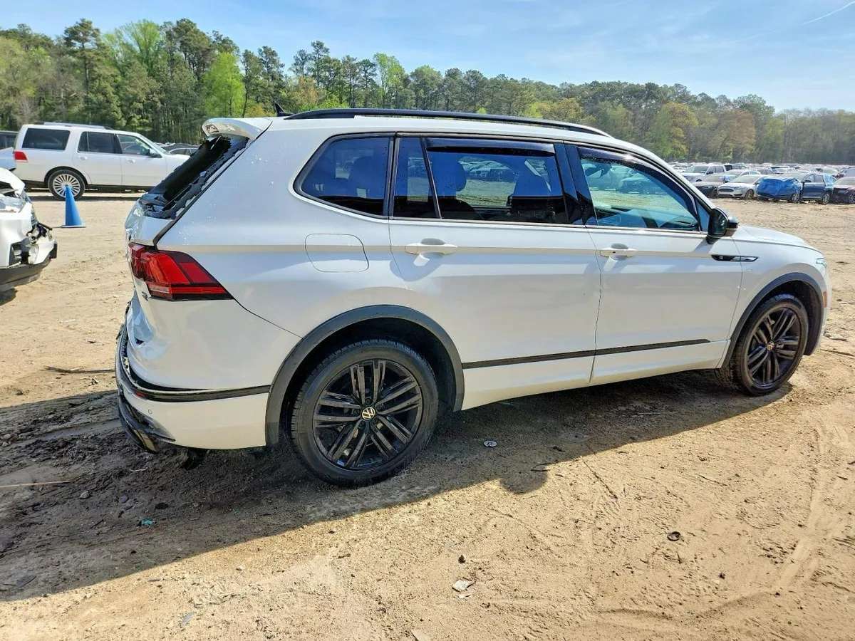 VOLKSWAGEN TIGUAN SE 2022