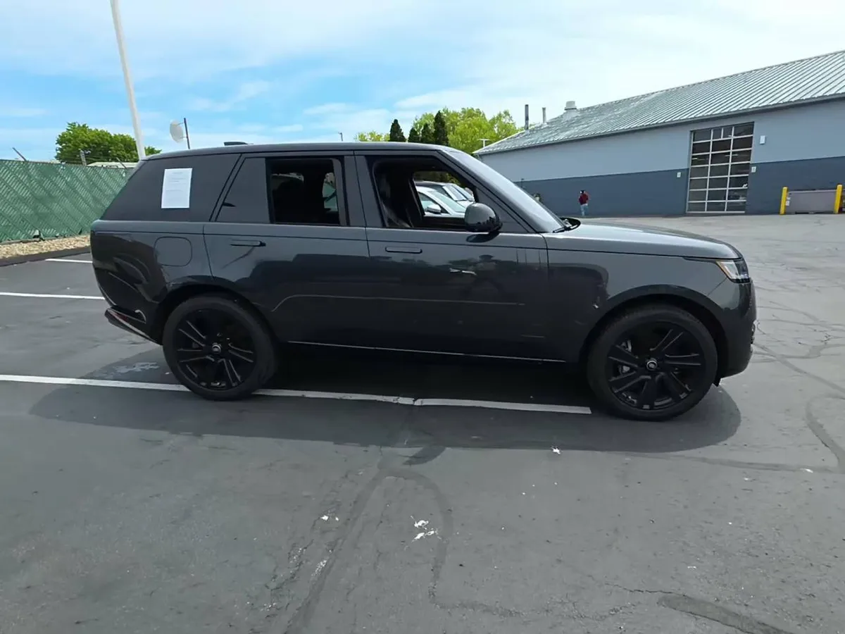 LAND ROVER ROVER RANGE ROVER SE 2023
