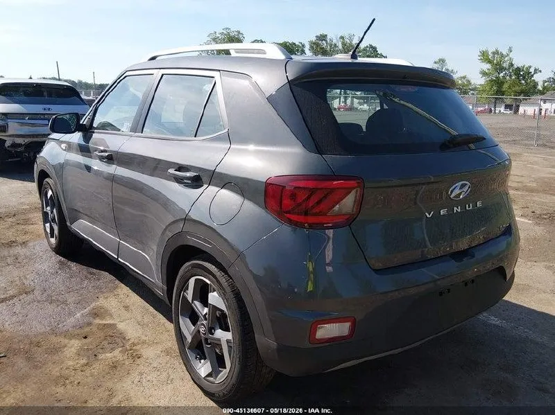 HYUNDAI VENUE 2024