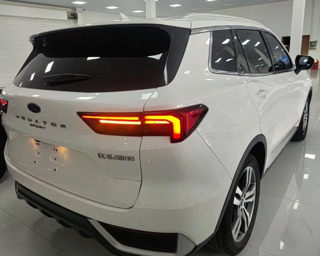 FORD LINGRUI PREMIUM 2022
